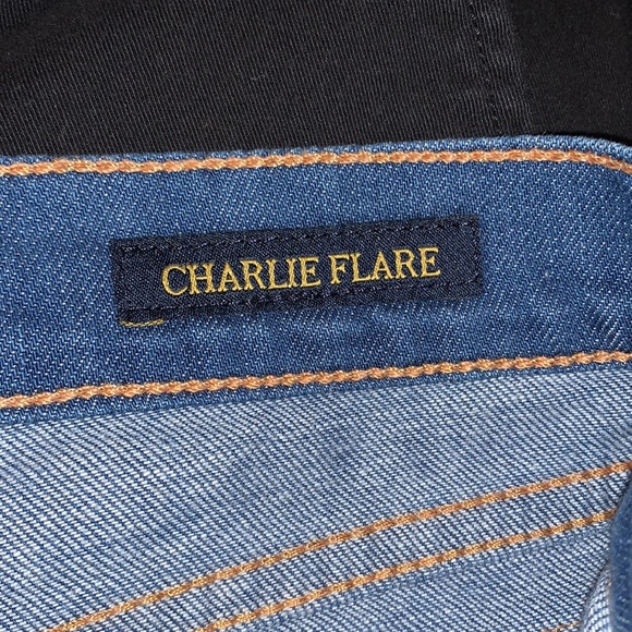 Lucky Brand Jeans Charlie Flare Sz~> 6/28 - Picture 6 of 6